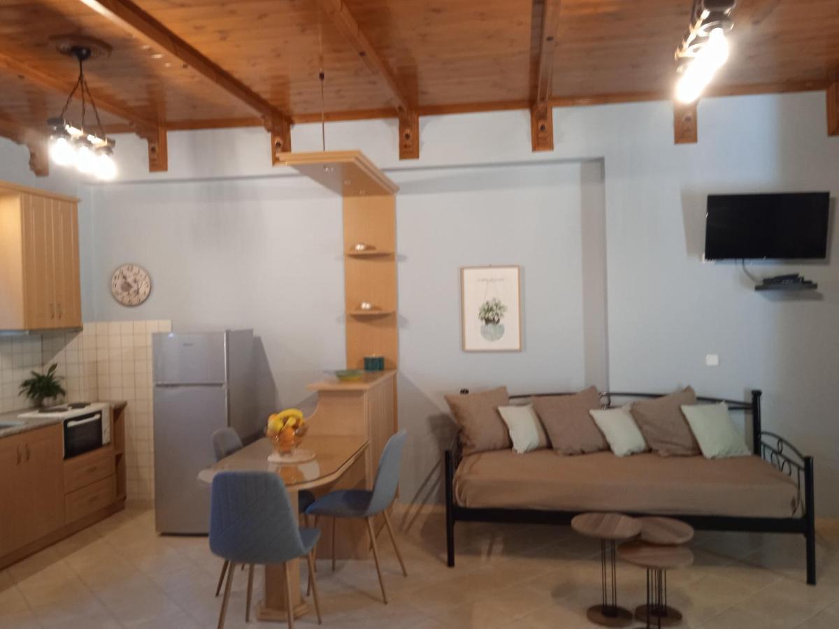 Katerina House * Finikounta