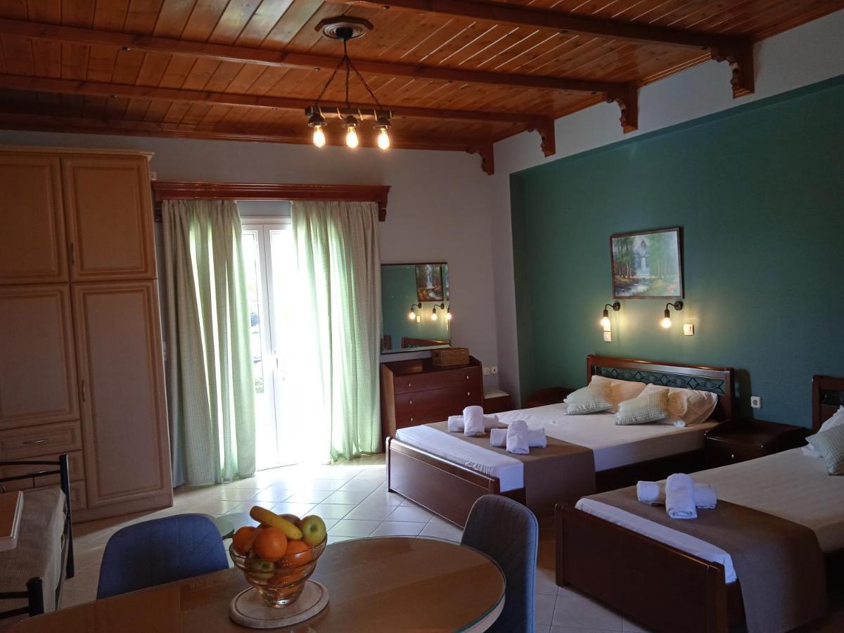 Katerina House * Finikounta