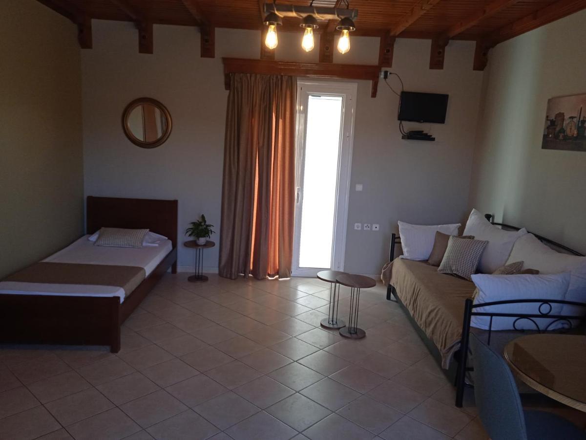 Katerina House * Finikounta